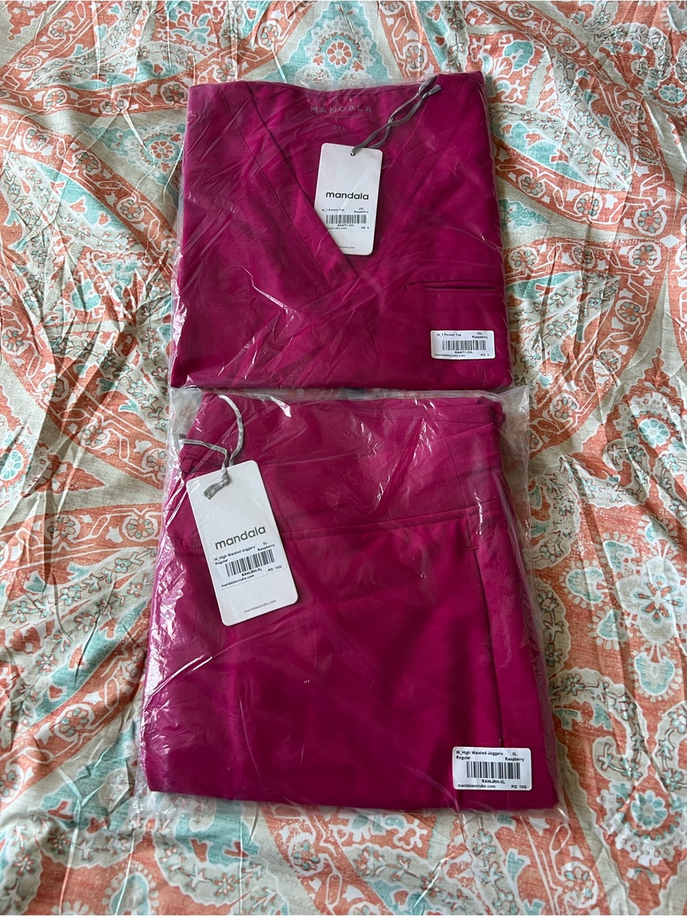 NWT Mandala Raspberry Scrub Set - Picture 6 of 10